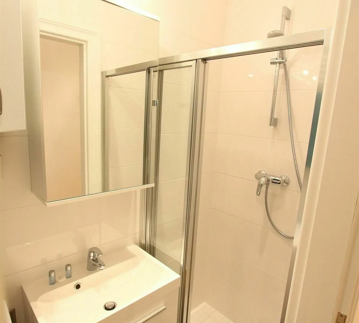 Checkvienna Apartment Stumpergasse